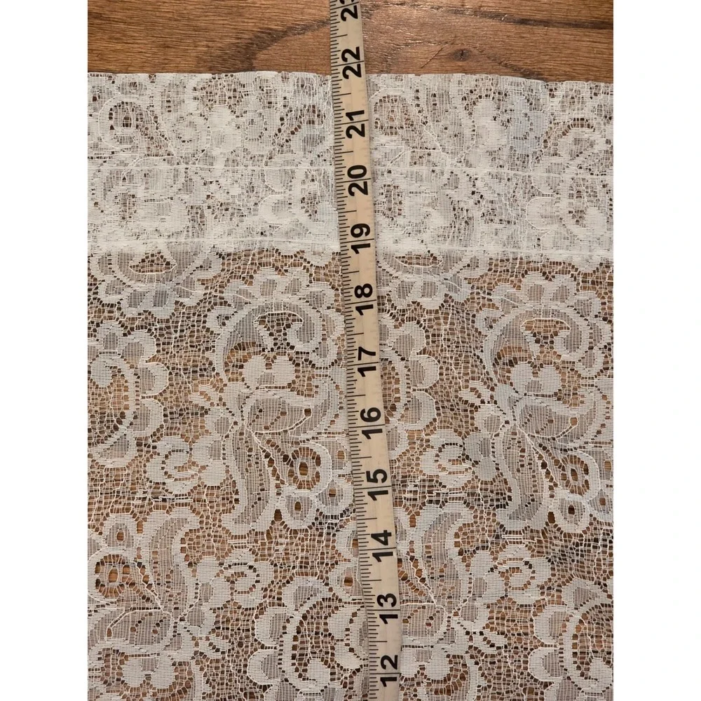 White Floral Lace Swag Valance Ruffled Edge Sheer Window Curtain 39x22 Victorian